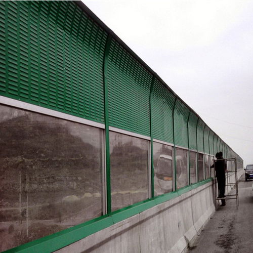 成都冷卻塔聲屏障價(jià)格冷卻塔隔音屏障安裝施工團(tuán)隊(duì)冷卻塔降噪消音板